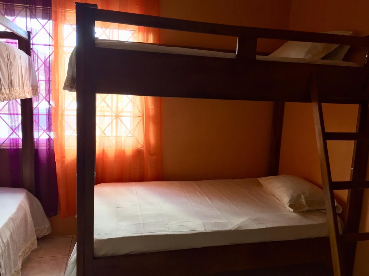 Yaad Hostel Montego Bay Eksteriør bilde