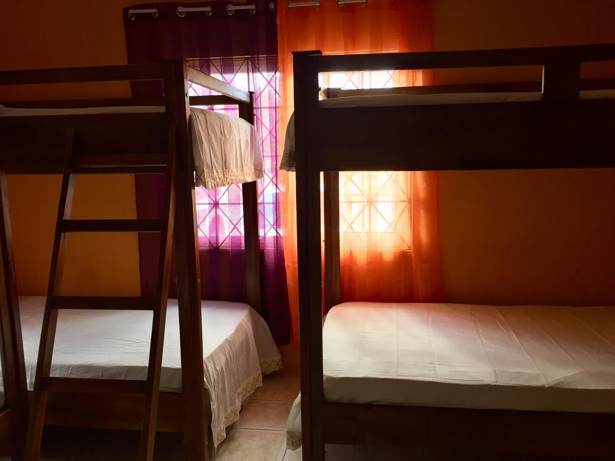 Yaad Hostel Montego Bay Eksteriør bilde
