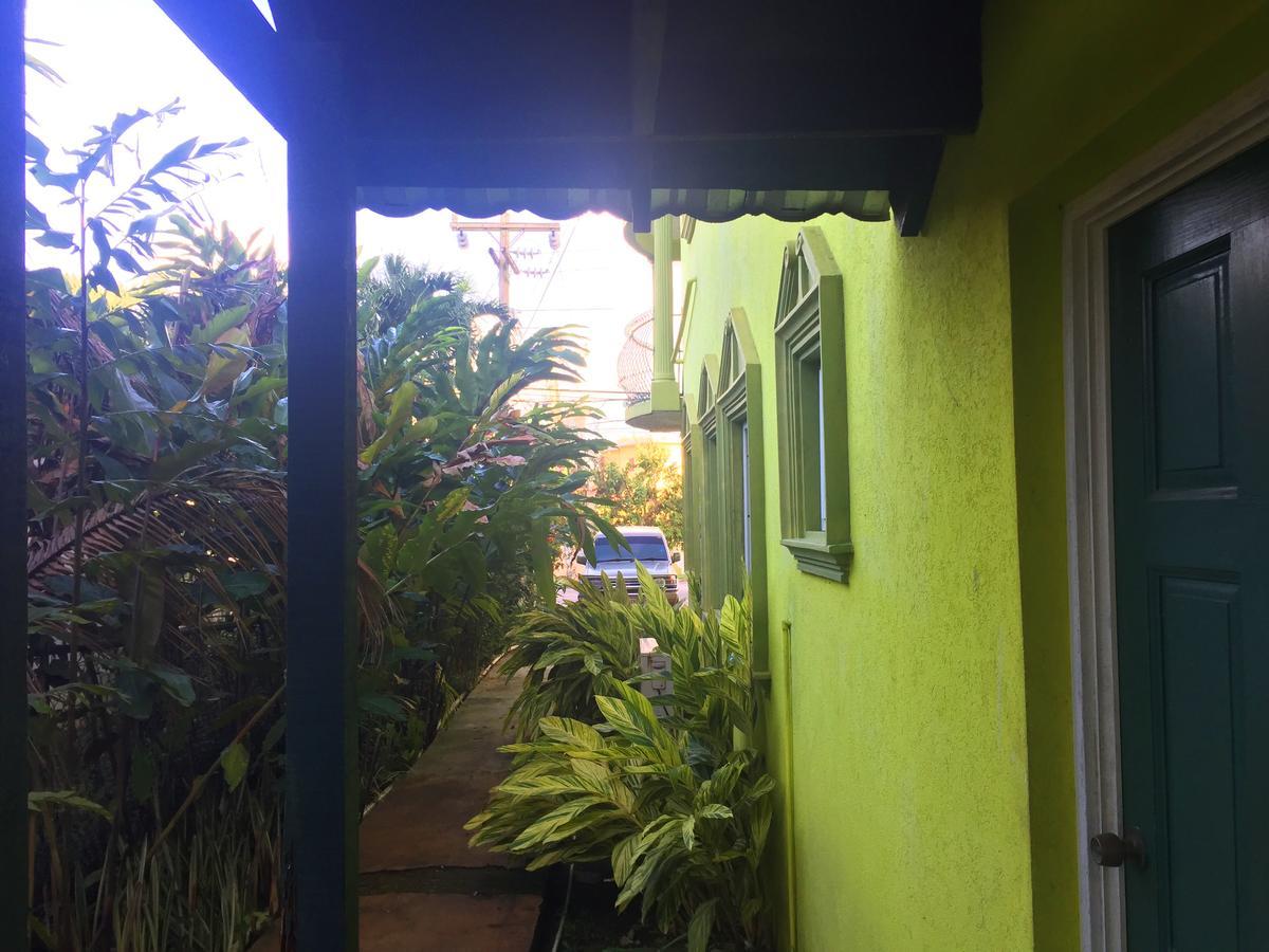 Yaad Hostel Montego Bay Eksteriør bilde