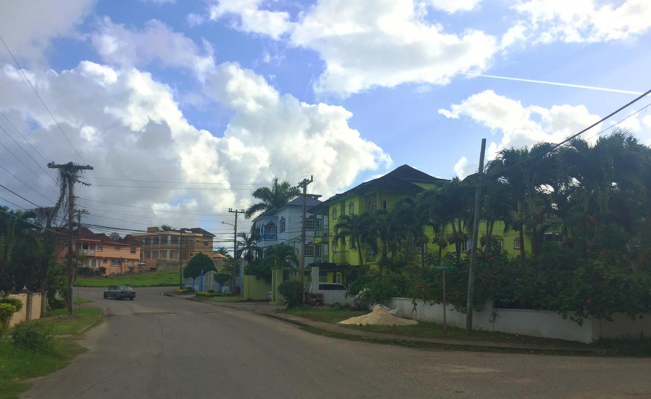 Yaad Hostel Montego Bay Eksteriør bilde