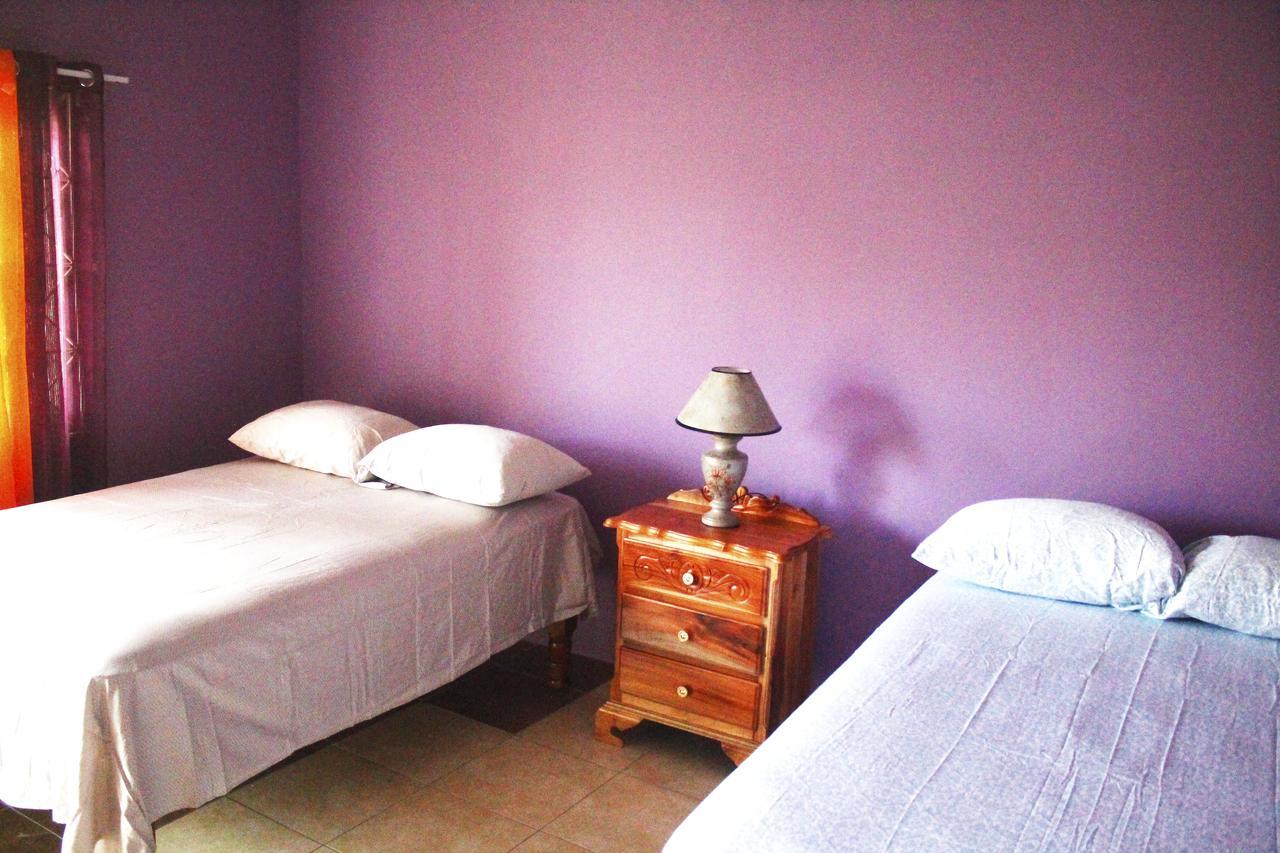 Yaad Hostel Montego Bay Eksteriør bilde