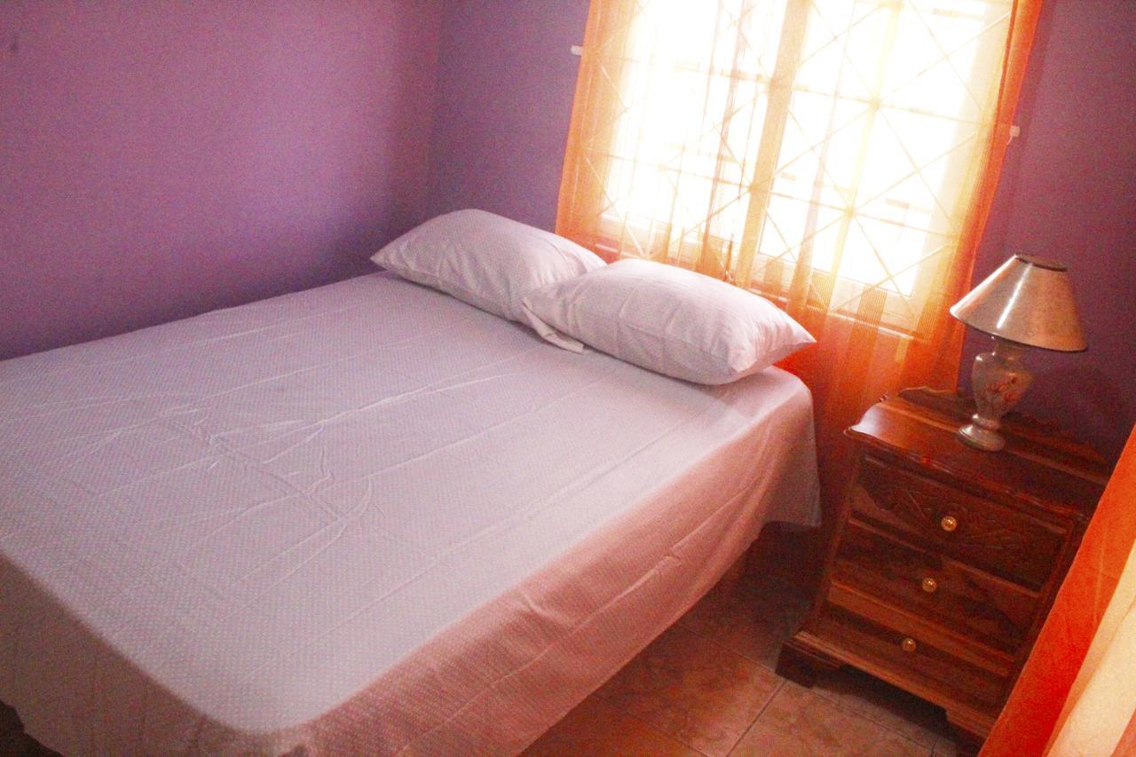 Yaad Hostel Montego Bay Eksteriør bilde