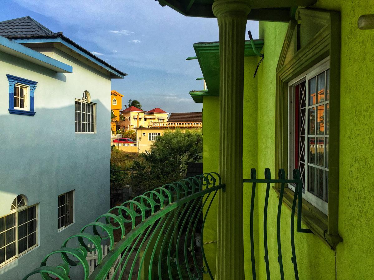 Yaad Hostel Montego Bay Eksteriør bilde