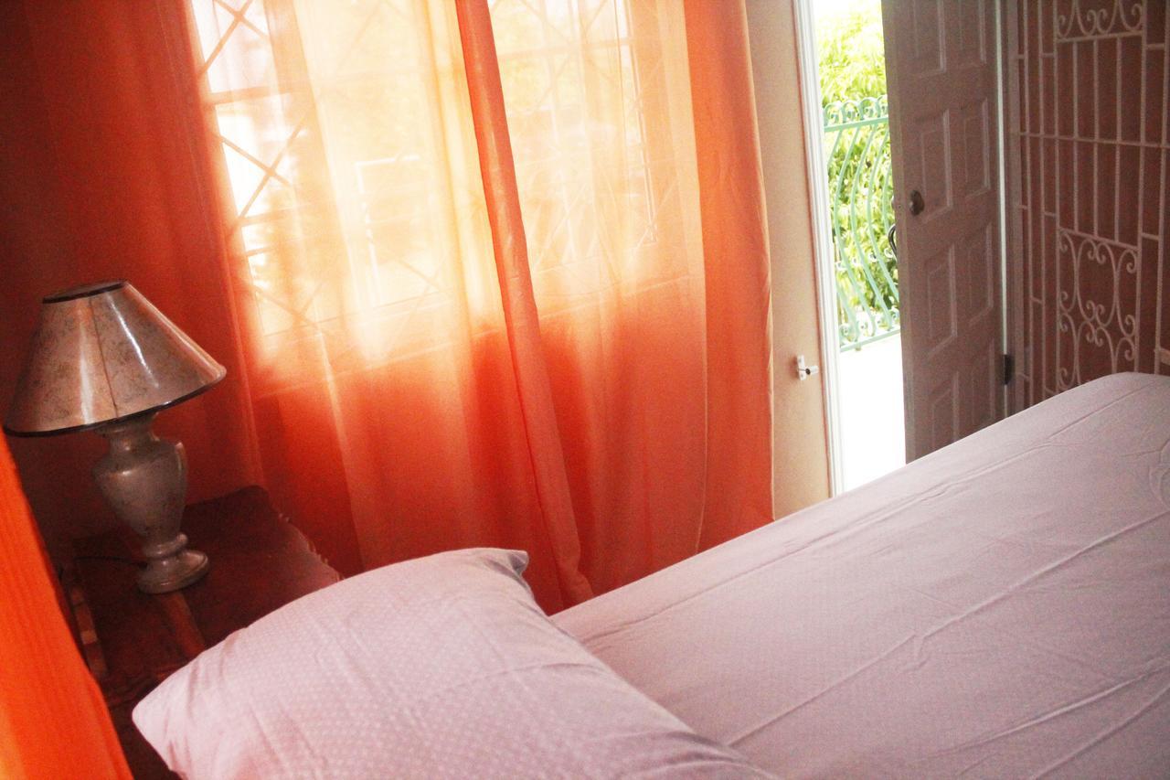 Yaad Hostel Montego Bay Eksteriør bilde