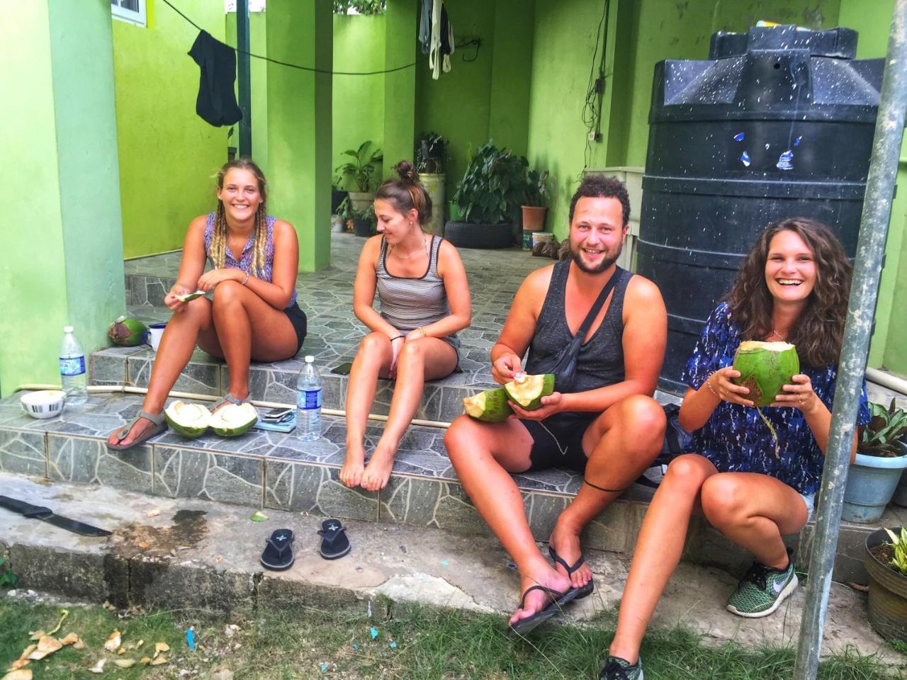 Yaad Hostel Montego Bay Eksteriør bilde